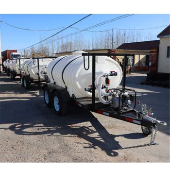 1-3噸塑料水罐拖車(chē)
